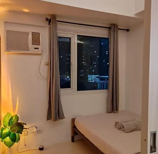 Cozynest In Makati Apartment